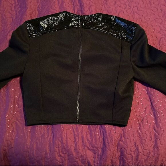 Brand New Versus Versace Black crop Top with Classic gold lion buttons - Picture 9 of 10